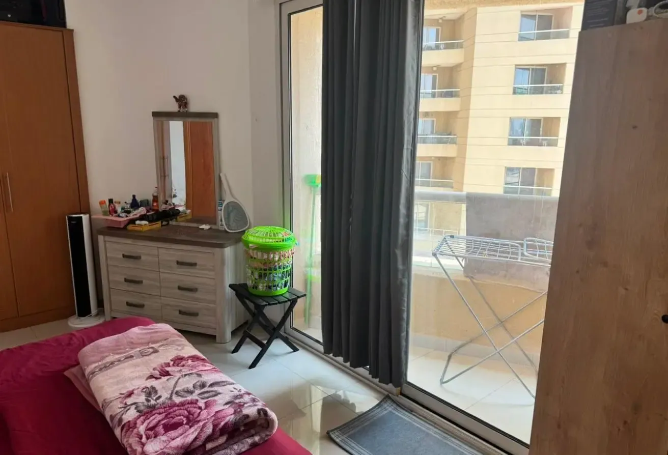 1 BR Apartment in Dubai Production City