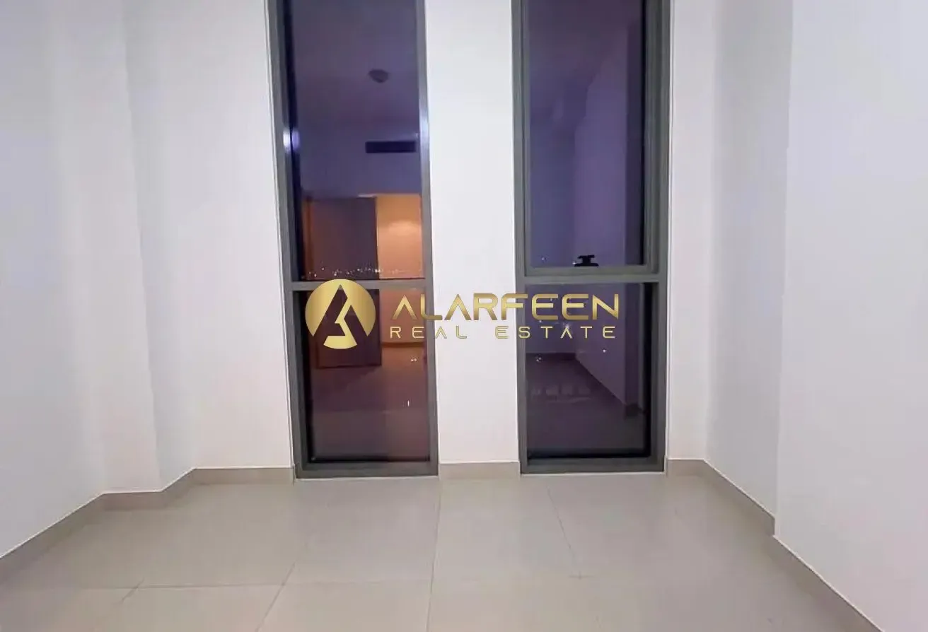 Elegant 1 BR | Great Deal | Prime Location