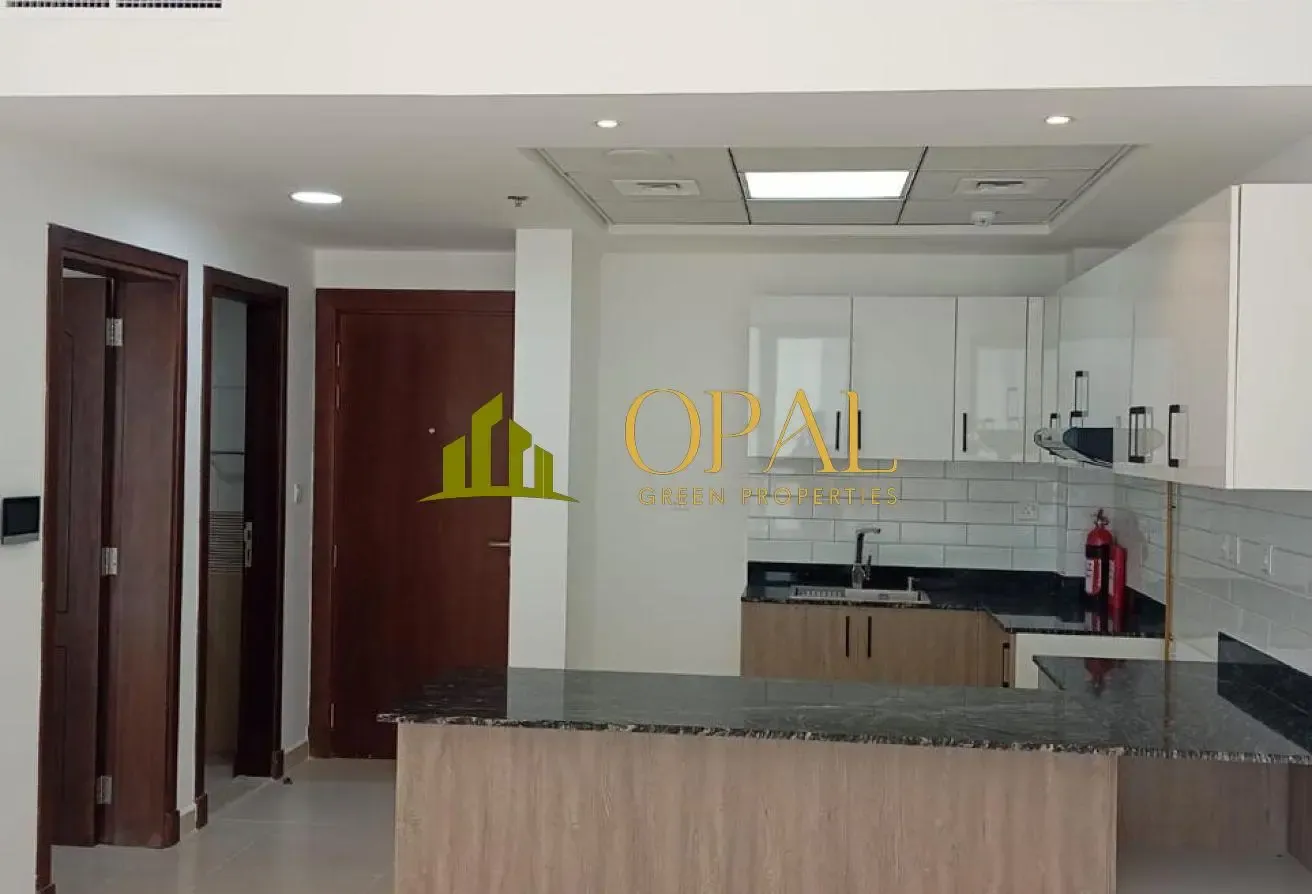 Spacious One BR Unit |Ready for Move In