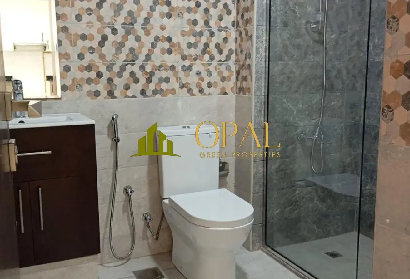 Spacious One BR Unit |Ready for Move In