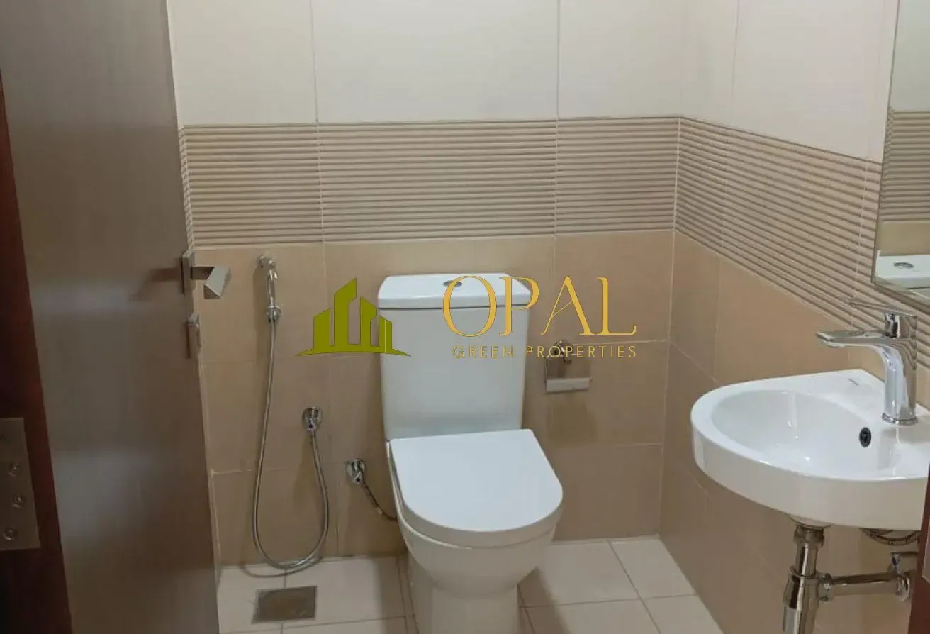 Spacious One BR Unit |Ready for Move In