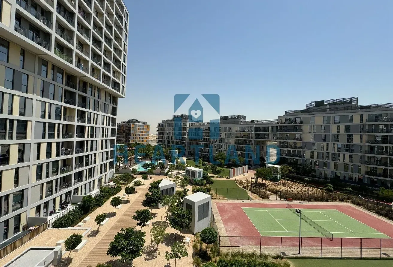 12 Cheques | Spacious One Bed Apt | Midtown