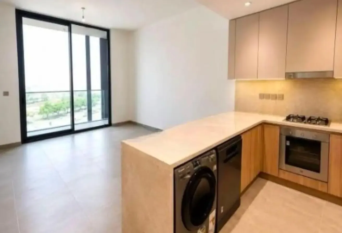 BRAND NEW | POOL & GOLF VIEW | VACANT