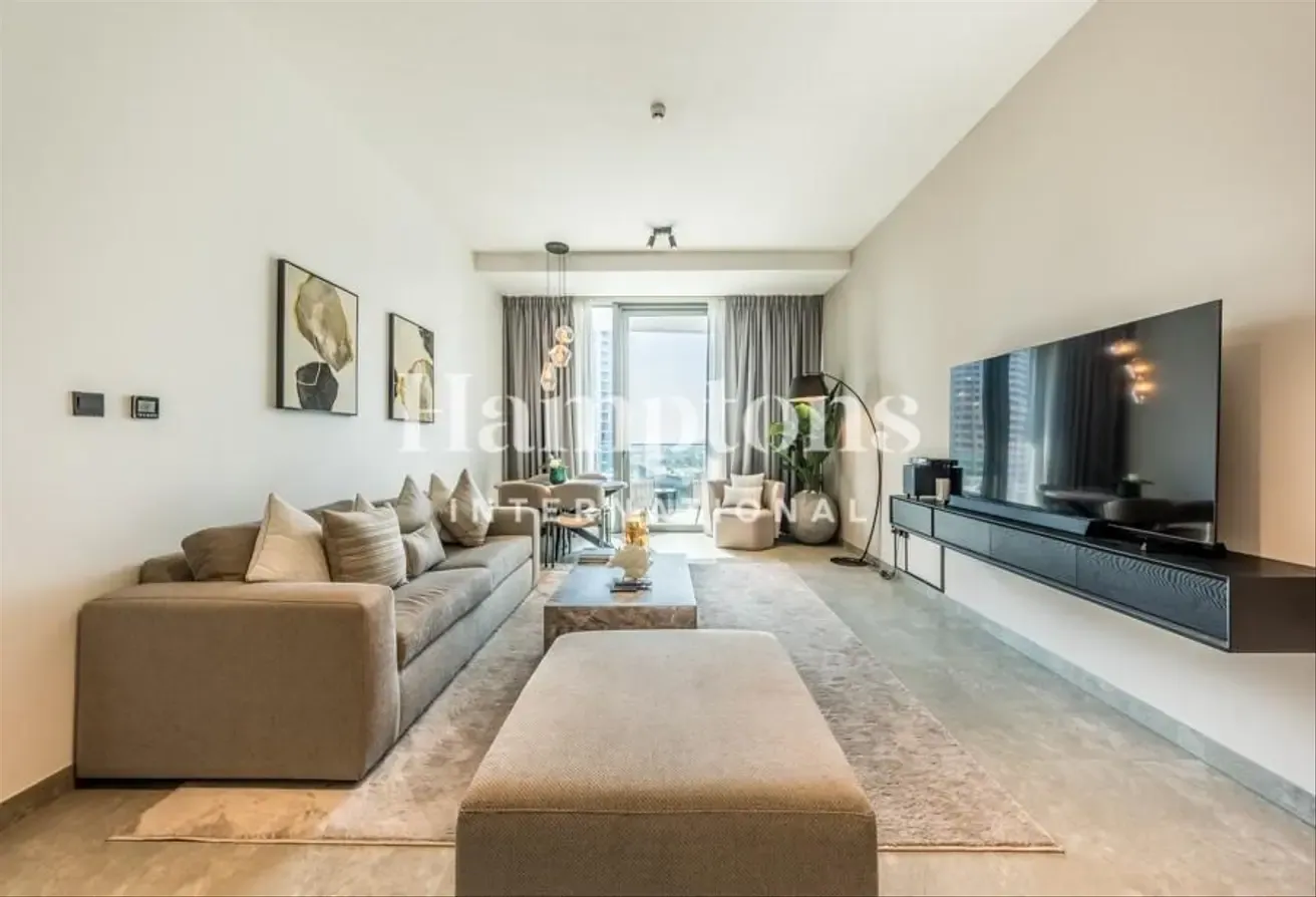 Furnished | Marina View | Available from Aug