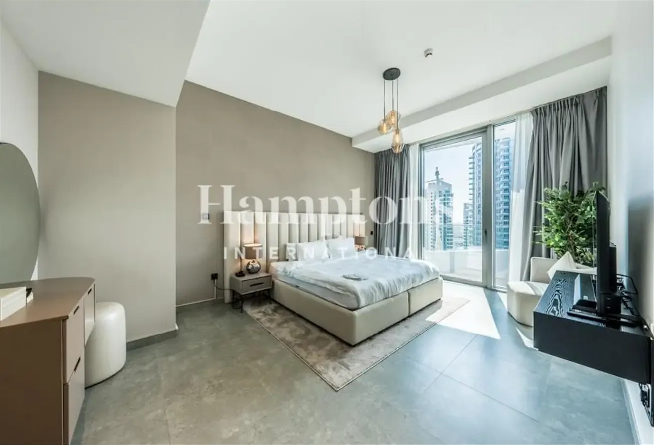 Furnished | Marina View | Available from Aug