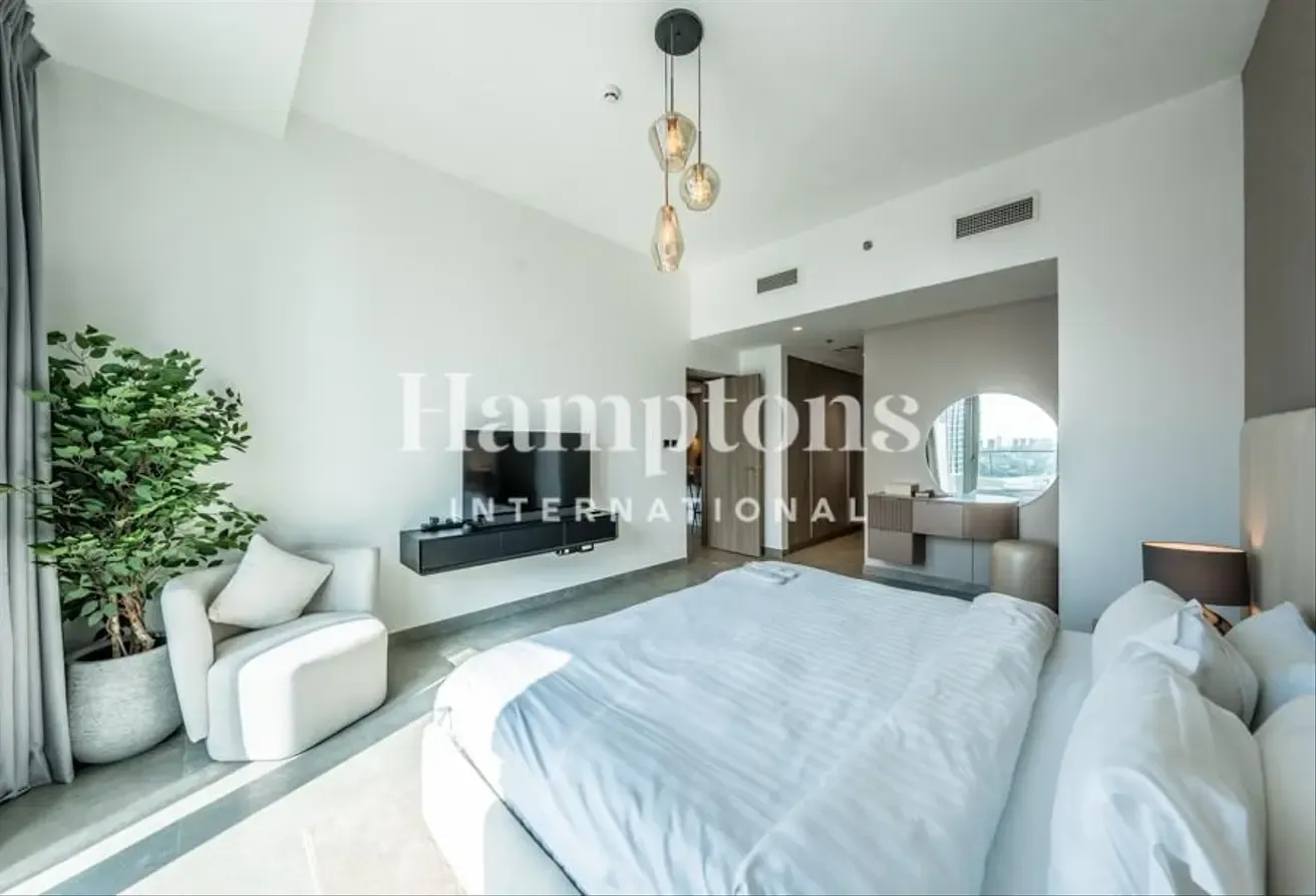 Furnished | Marina View | Available from Aug
