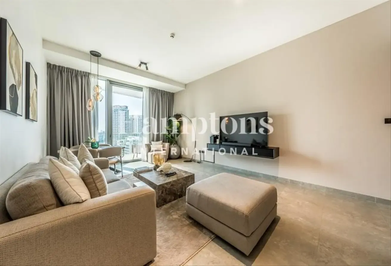Furnished | Marina View | Available from Aug