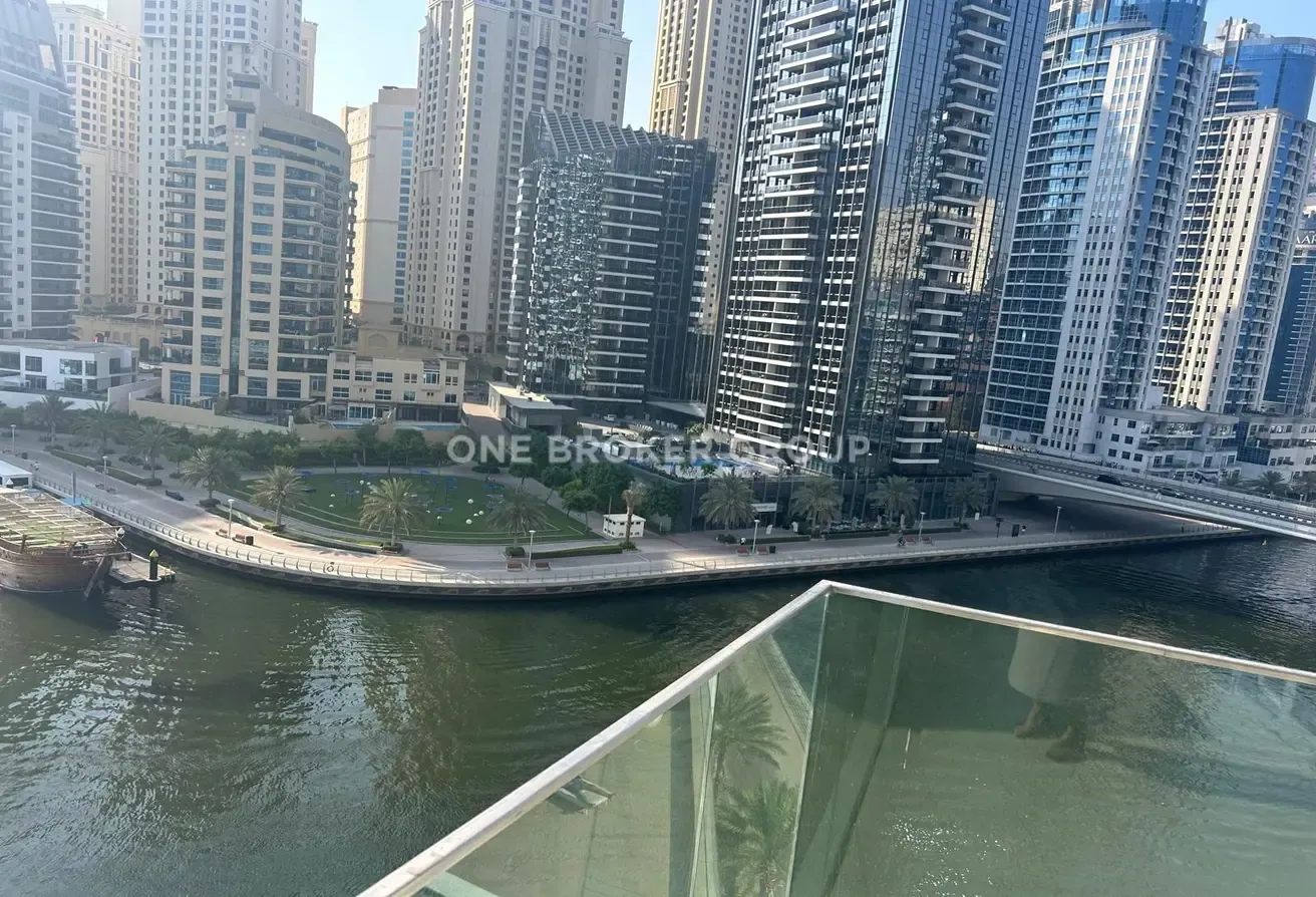 Marina View Gem | Furnished & Cosy | Upgraded