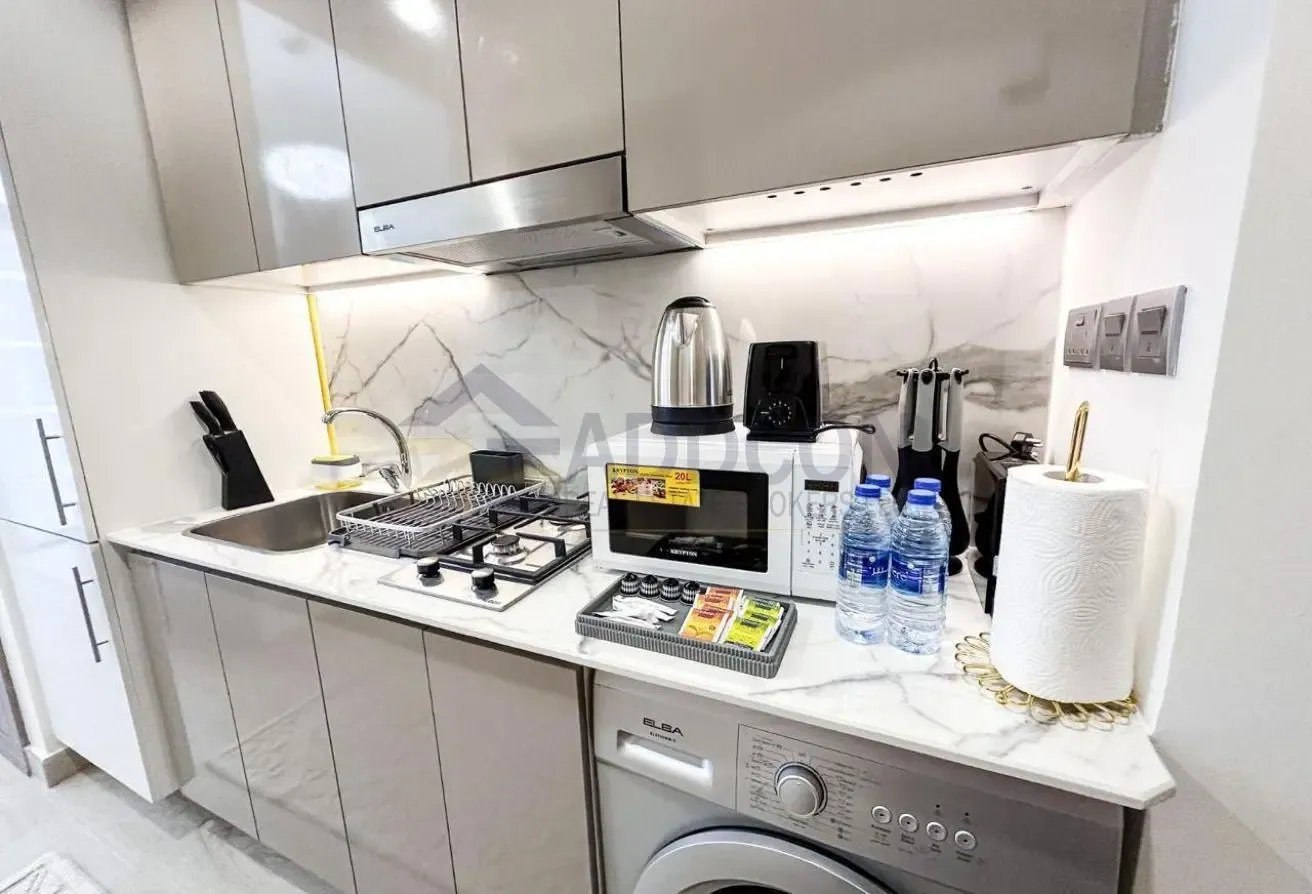 FULLY FURNISHED || READY TO MOVE || COMMUNITY VIEW