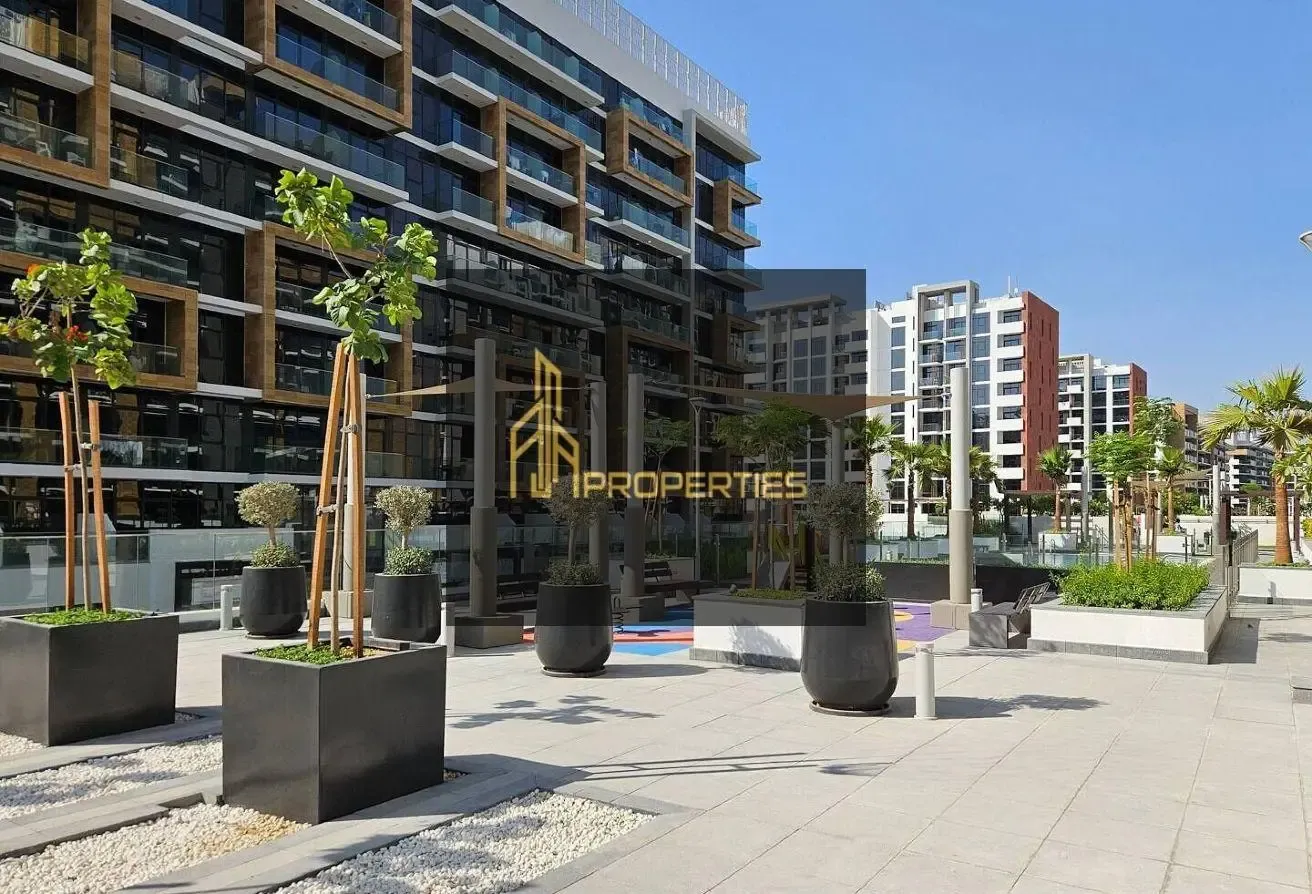 CHILLER FREE | FURNISHED  | SPACIOUS LAYOUT |