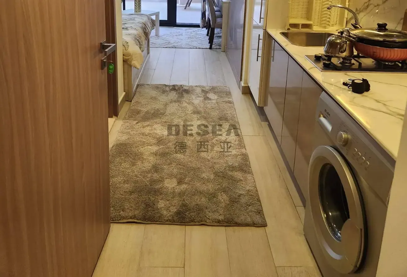Community View | Prime Location | Furnished Unit
