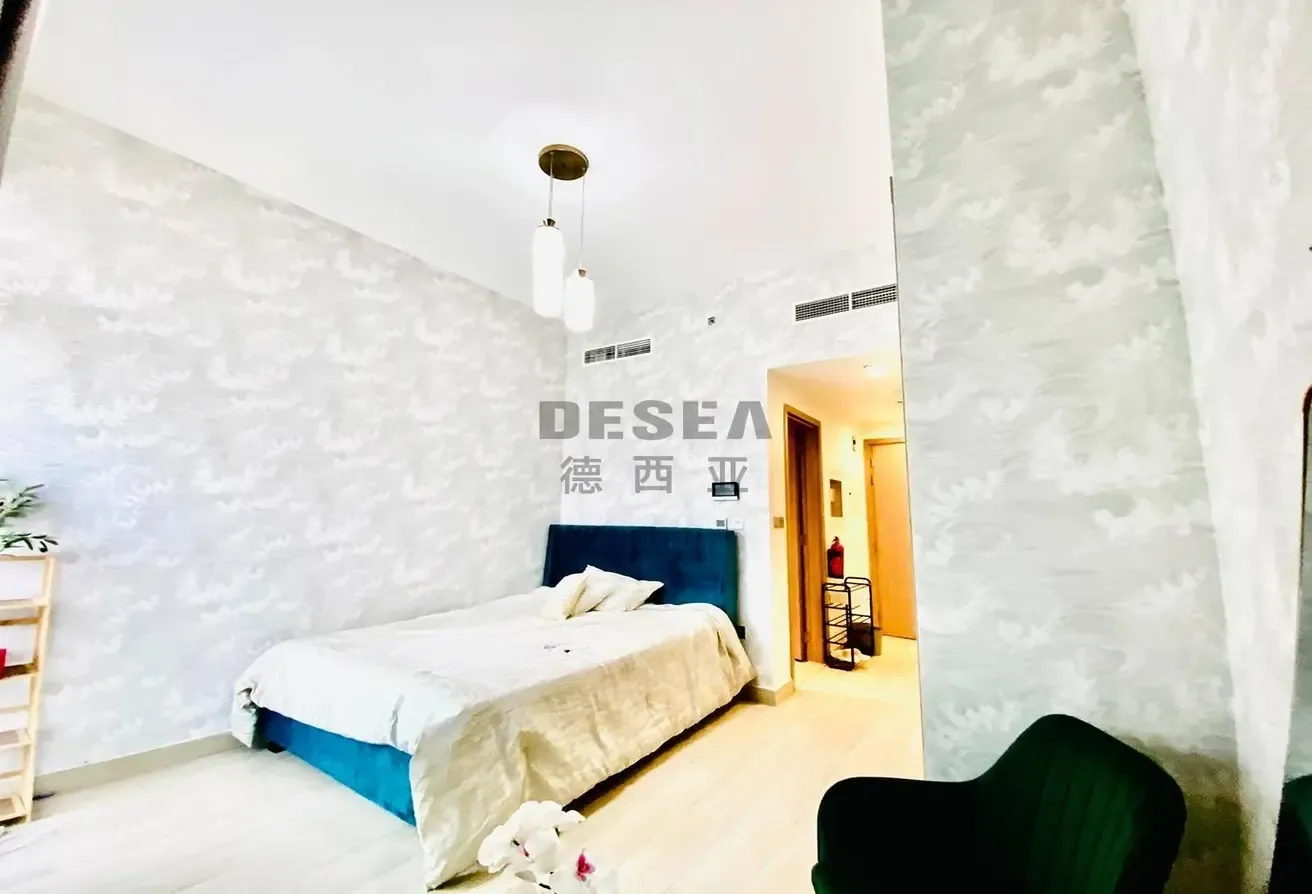 Furnished | Community View | Multiple Cheques