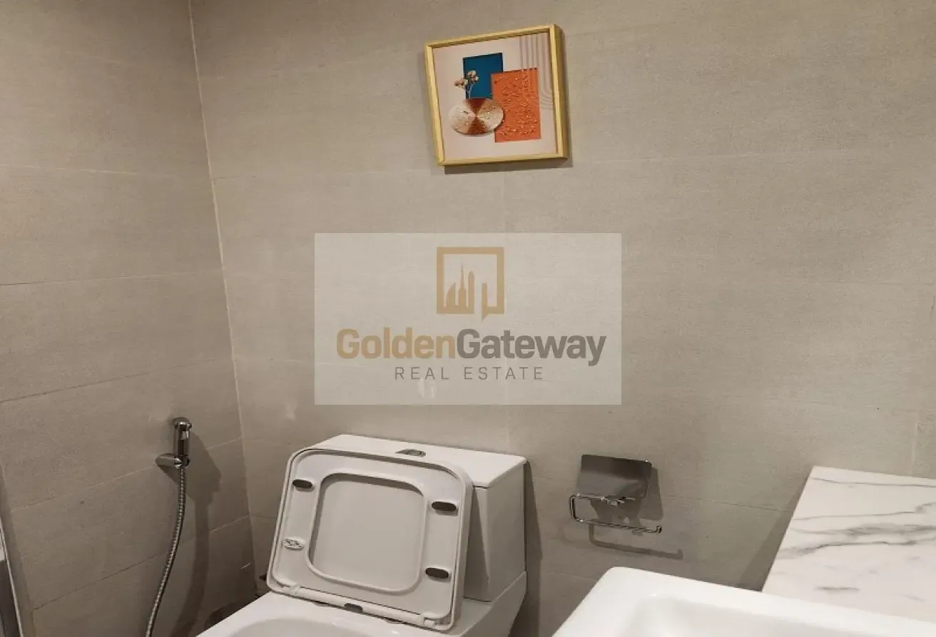 Studio | Spacious | Prime Location