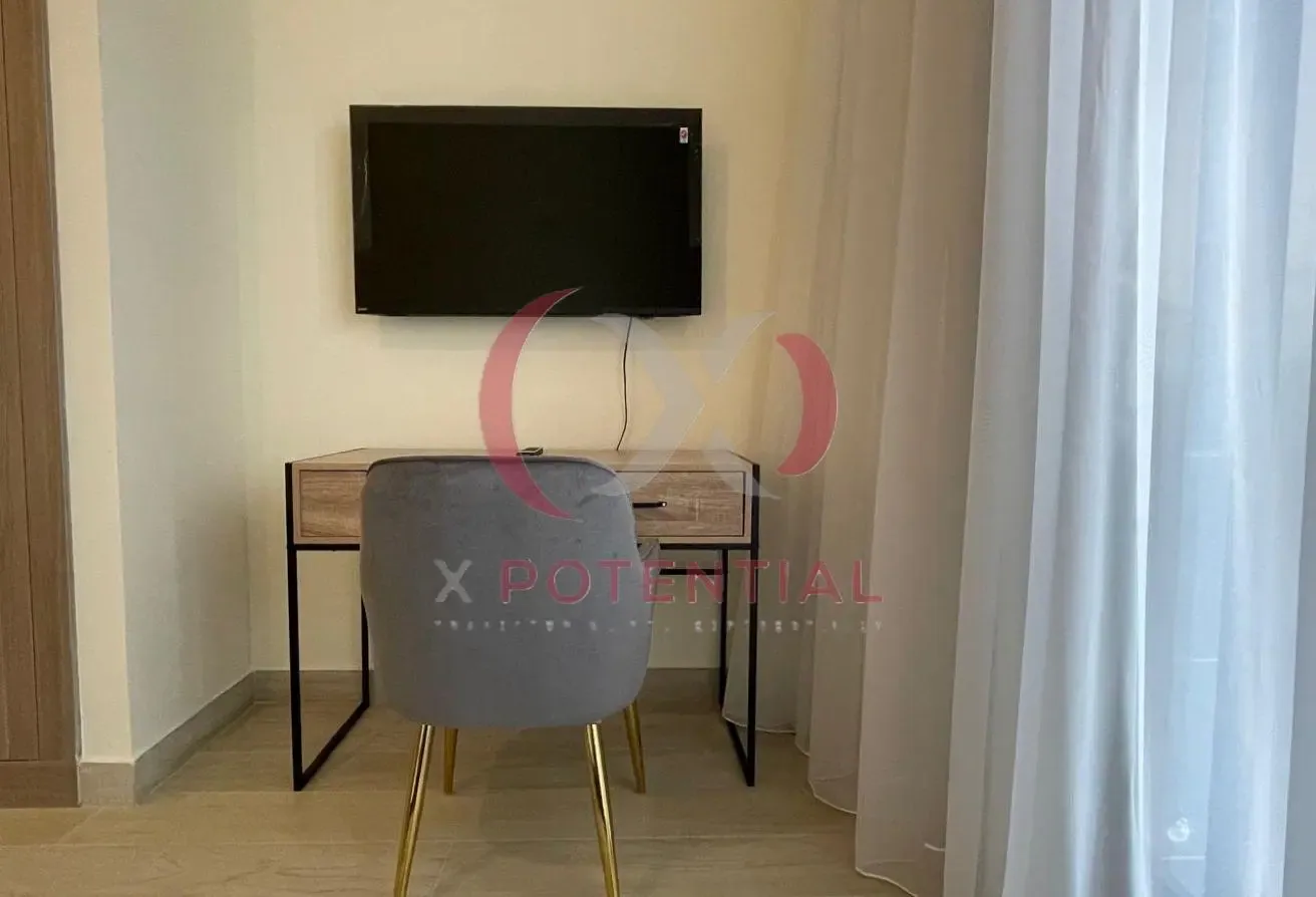 Fully Furnished Studio | Vacant | Balcony