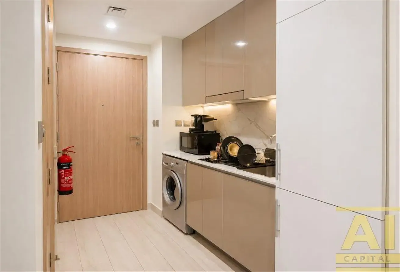 Bright Studio | Fully Furnished | Large Balcony