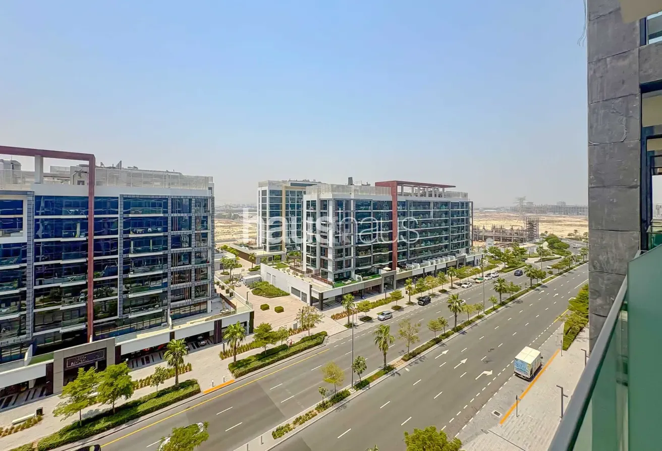 Furnished | Boulevard View | Multiple cheque