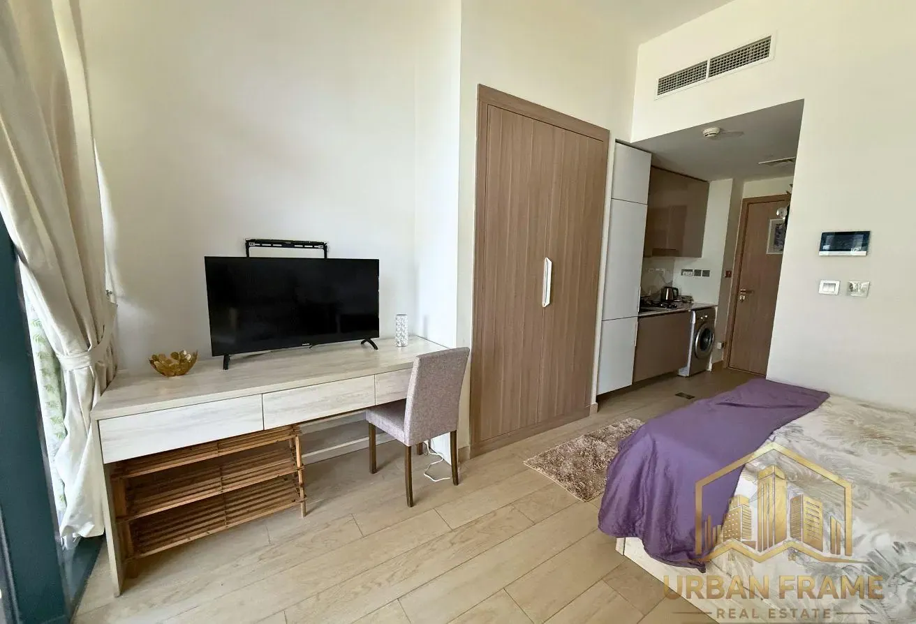 READY TO MOVE IN | FURNISHED | GREAT LOCATION