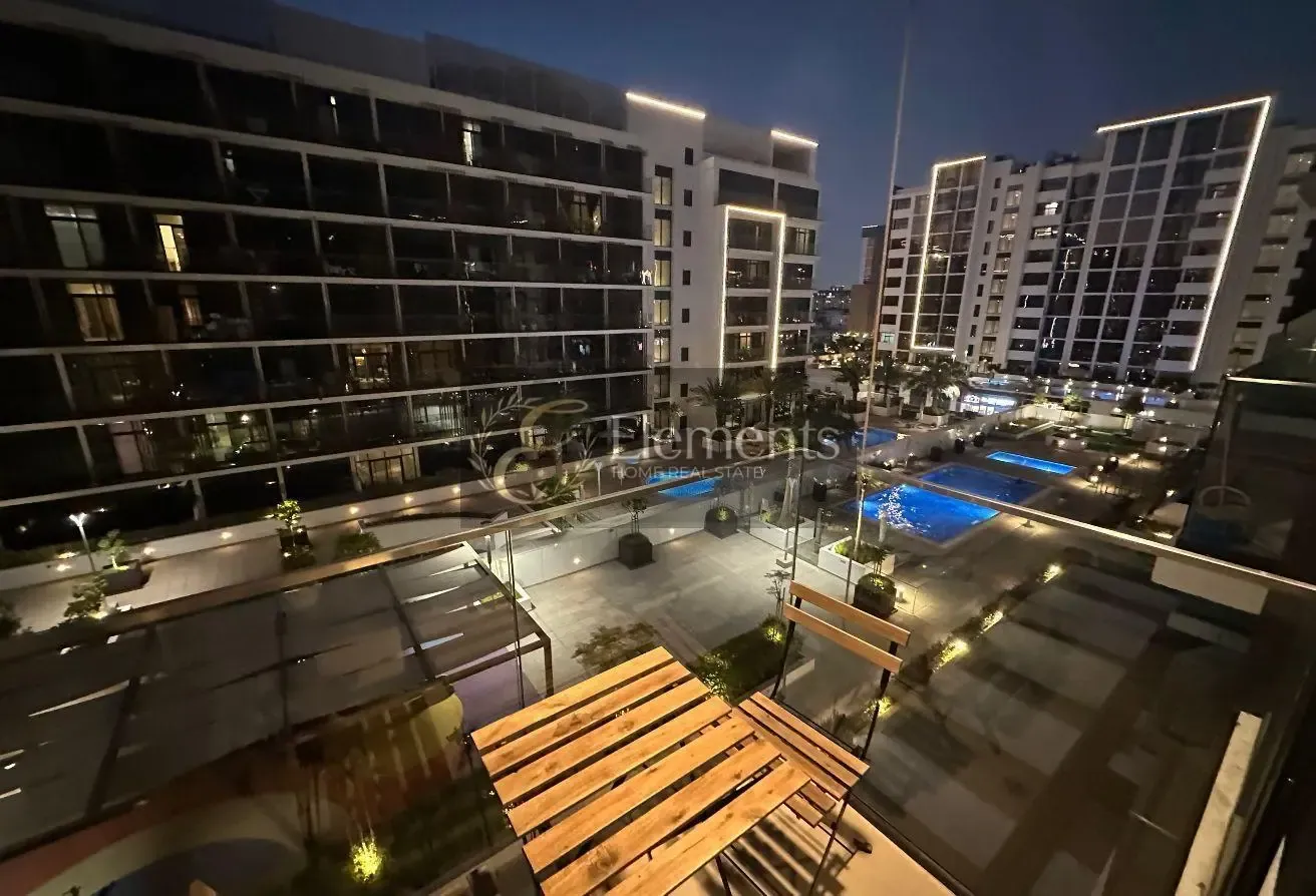 Community View / Pool View / Fully Furnished