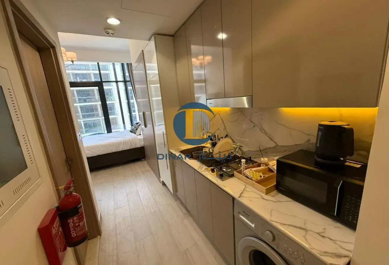 Fully Furnished Studio | Pool View | 3 cheques