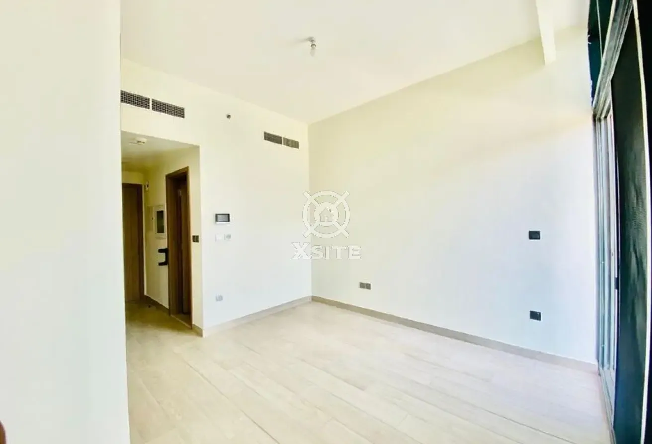 Spacious Studio |Kitchen Appliances| Good Location