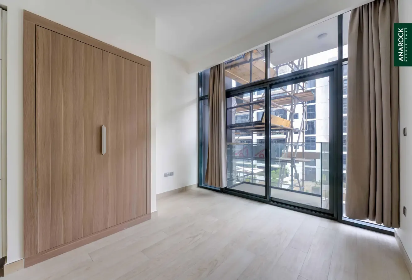 Semi Furnished | Cityscape View | Up To 4 Cheques