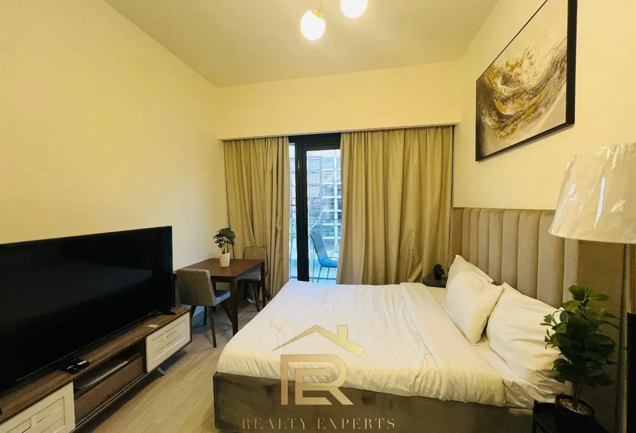 Furnished Studio |Road & City Views| Azizi Riviera