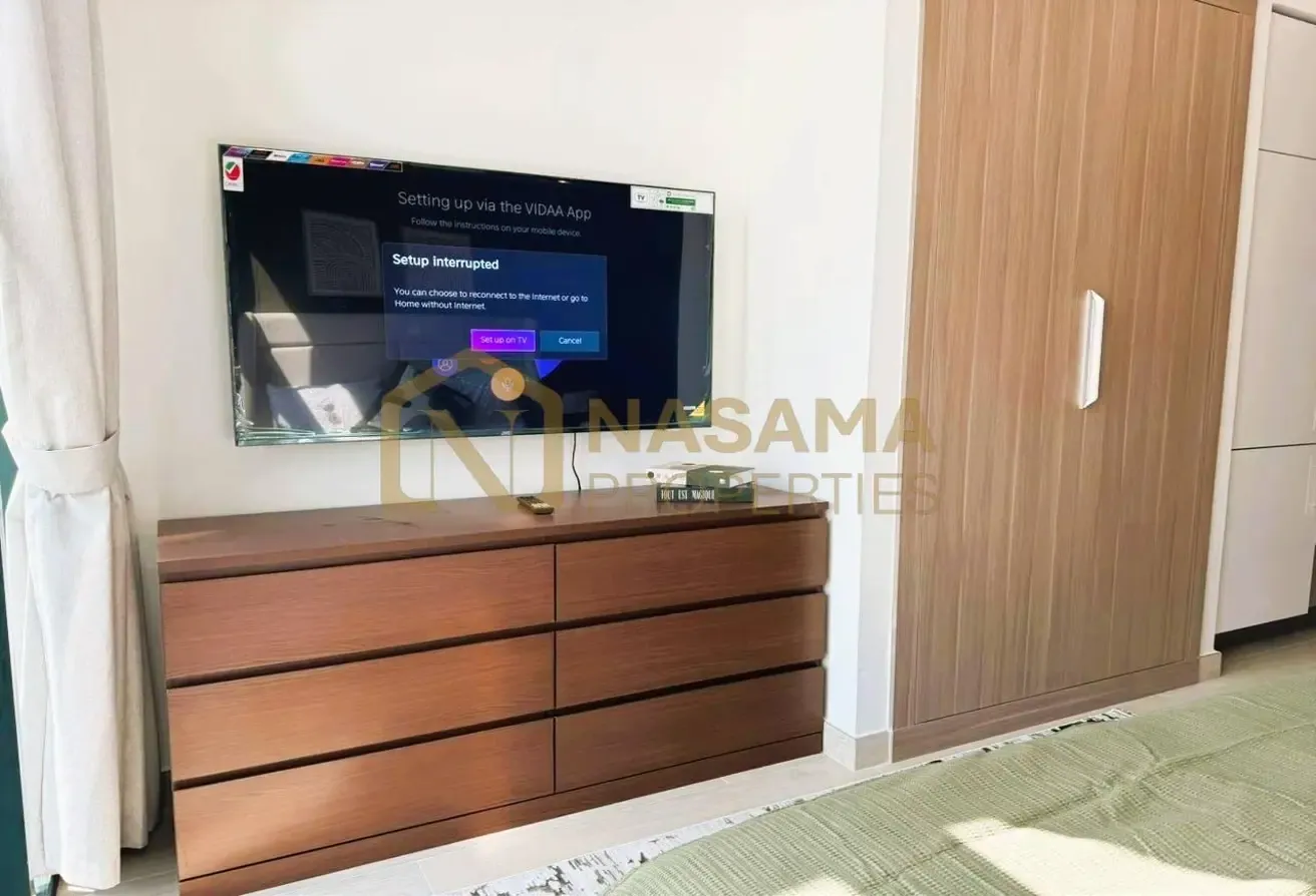 Boulevard View | Middle Floor | Gated Community