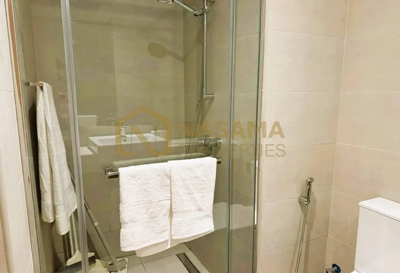 Boulevard View | Middle Floor | Gated Community