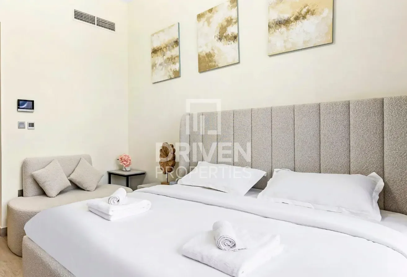Fully Furnished | Vacant | Well Maintained