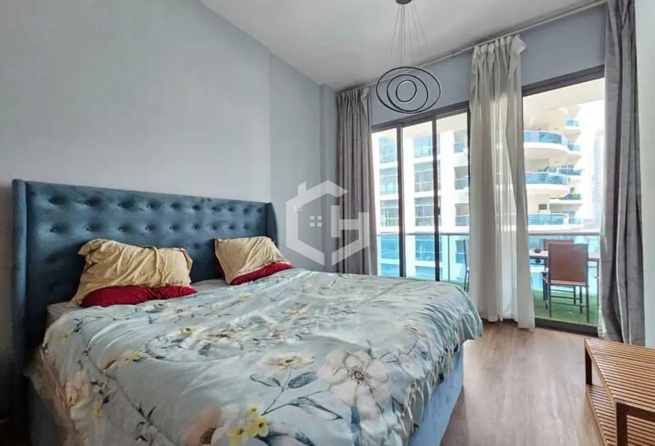 Furnished | Close to Metro | Vacant