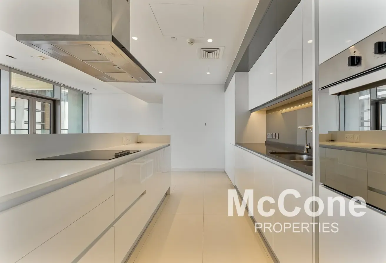 Ocean View | Vacant | Exclusive