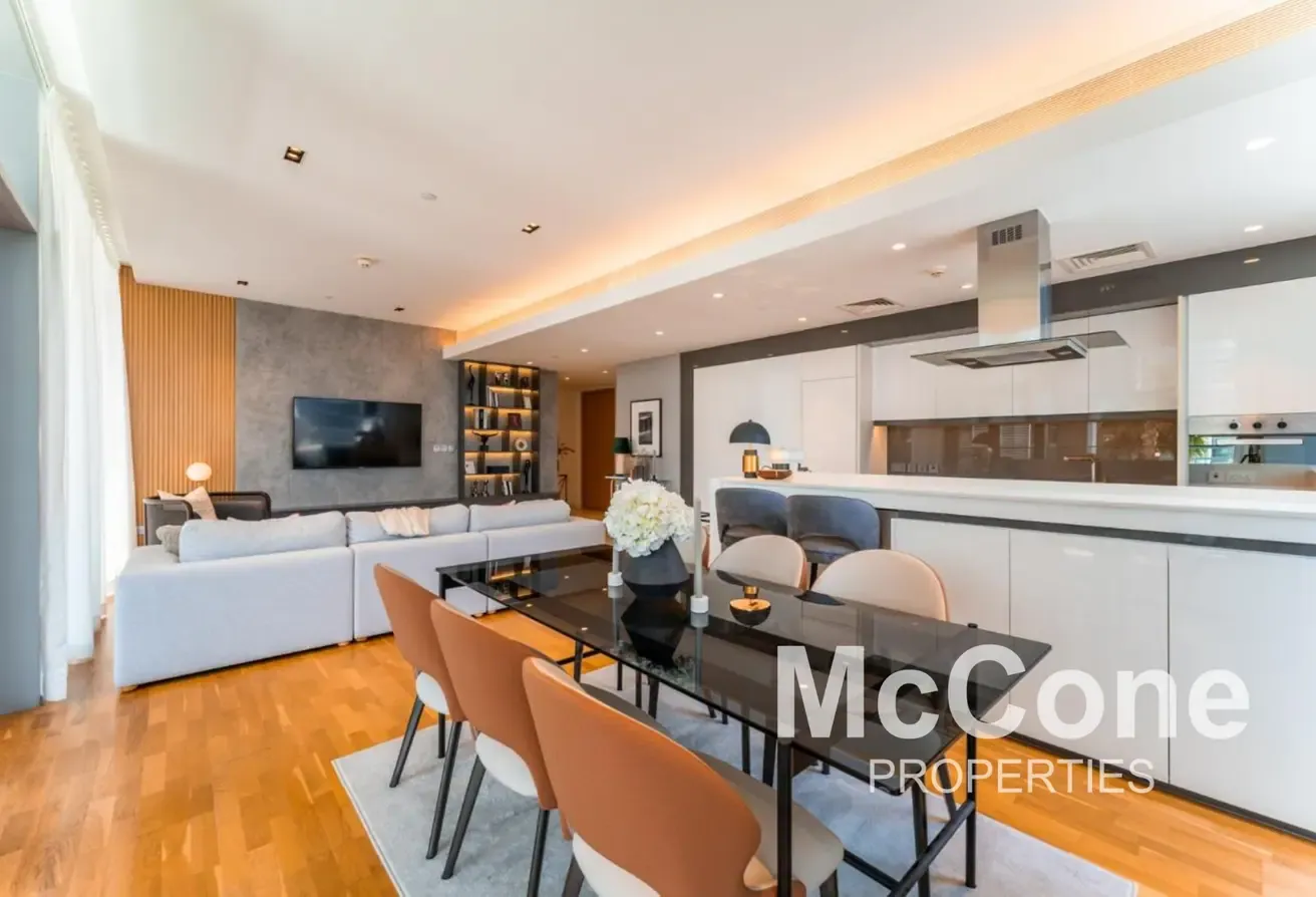 Luxurious | Fully Furnished | Vacant