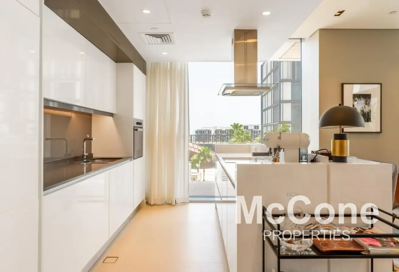 Luxurious | Fully Furnished | Vacant