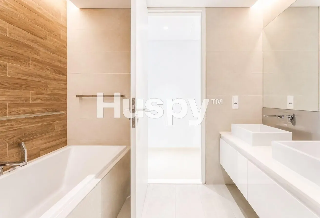 Large Layout | Partial Sea View | Vacant
