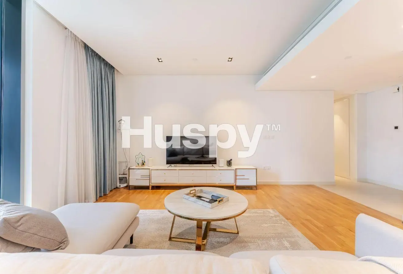 Fully Furnished | Garden View | Vacant
