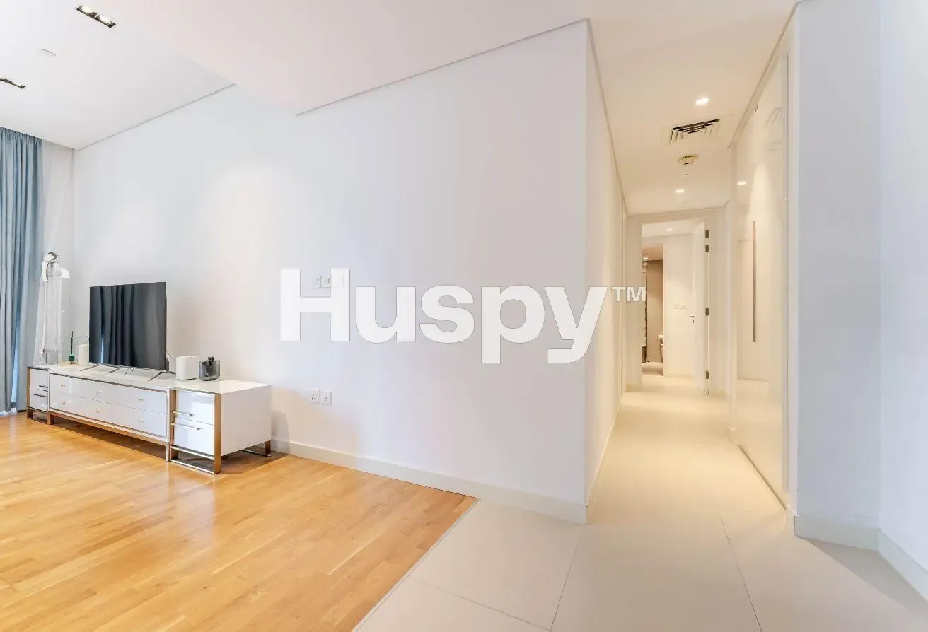 Fully Furnished | Garden View | Vacant