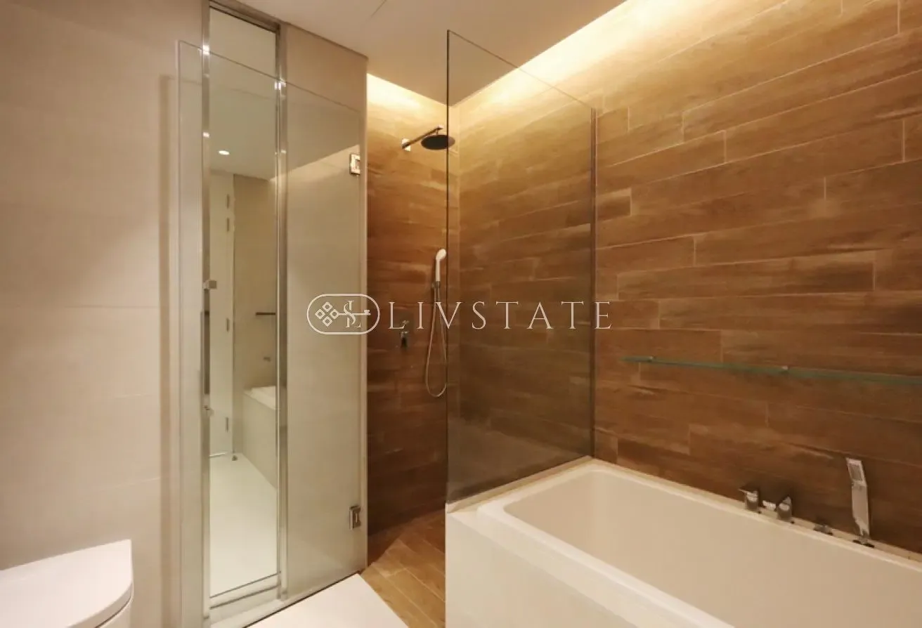 Ultimate Luxurious Living | Fully Furnished | Para