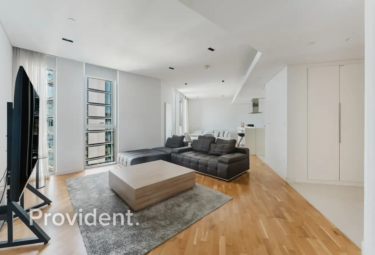Modern Furnished 2BR | High Floor | Bluewaters