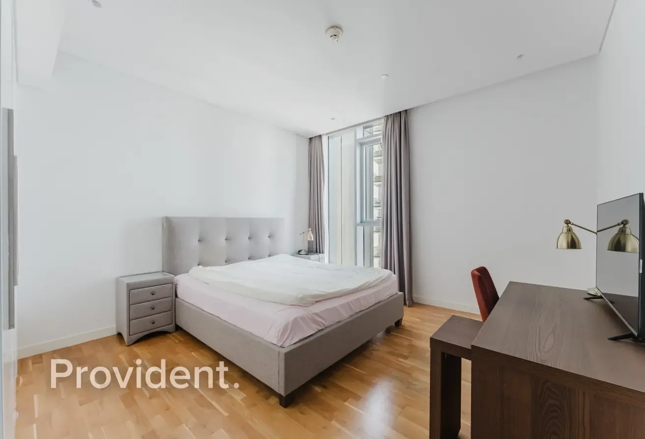 Modern Furnished 2BR | High Floor | Bluewaters