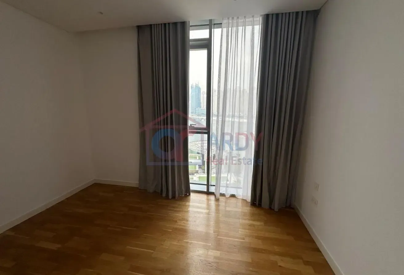 2 BR Apartment in Bluewaters with Water Views