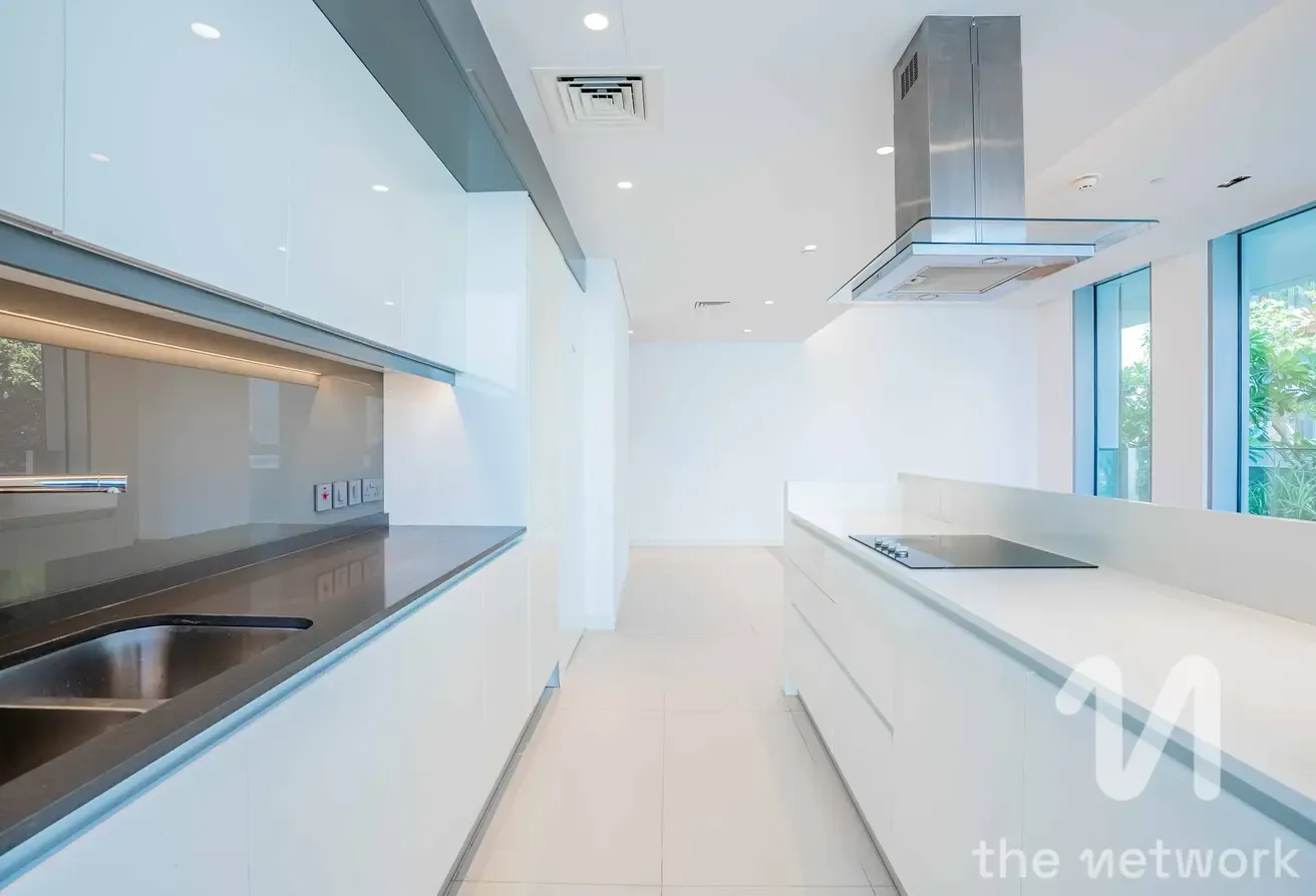 Largest 2Bed | Sea View | Vacant Soon