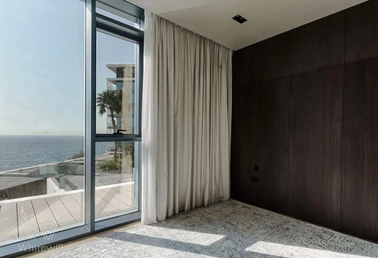 Island Living|Stunning Sea View| Upgraded Interior