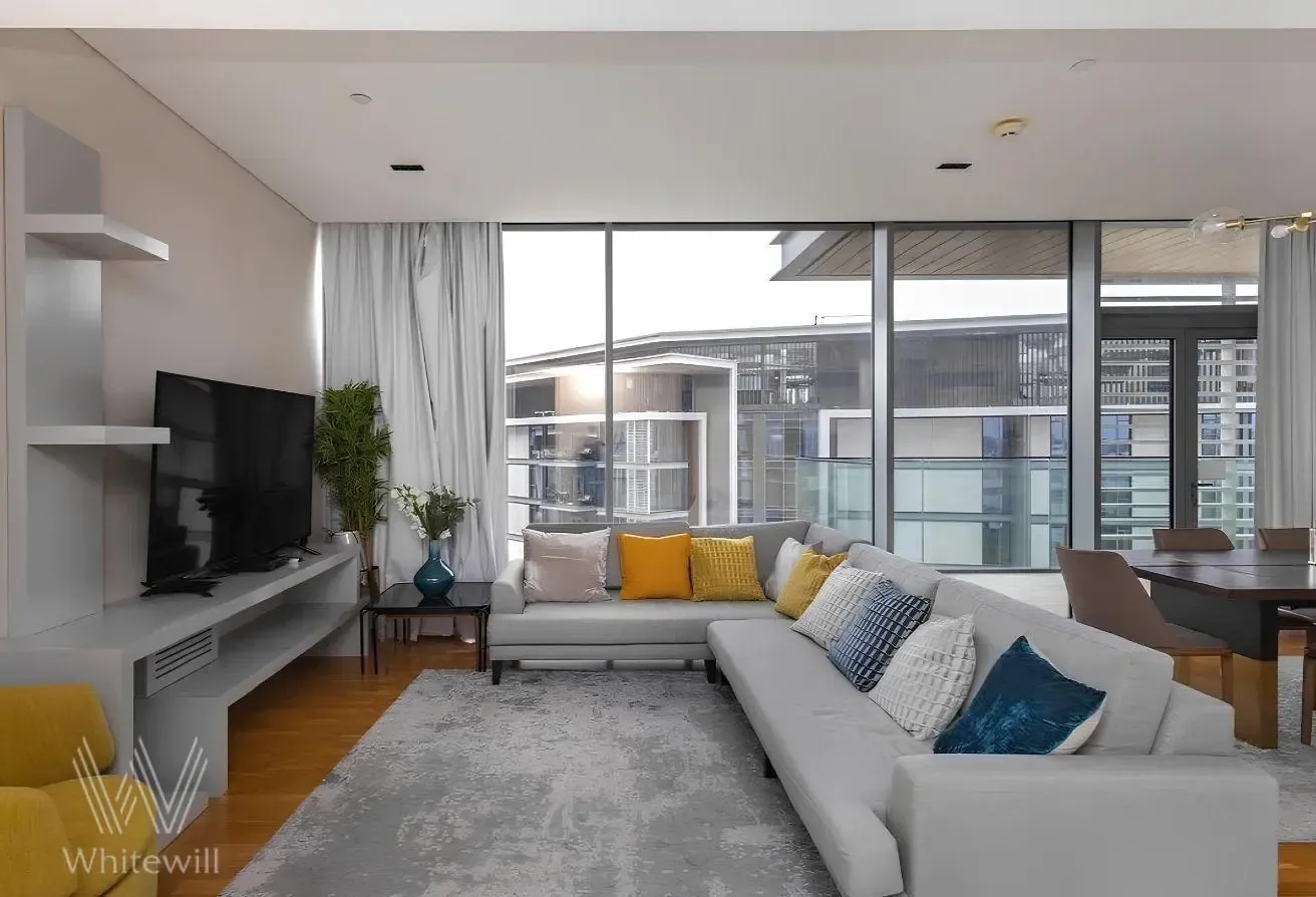 Island Living |Sea and Community Views |Vacant Now