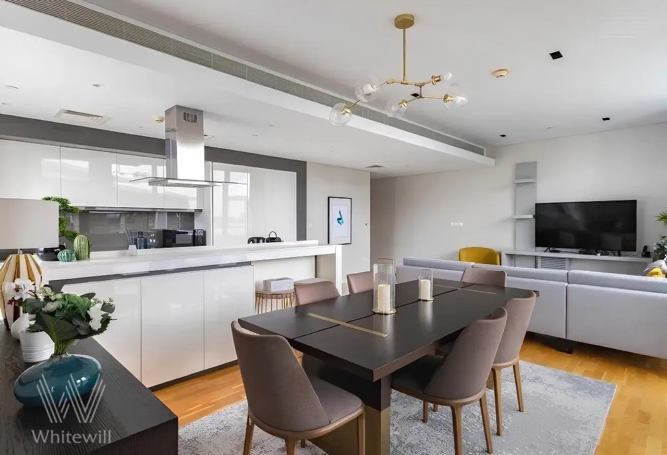 Island Living |Sea and Community Views |Vacant Now