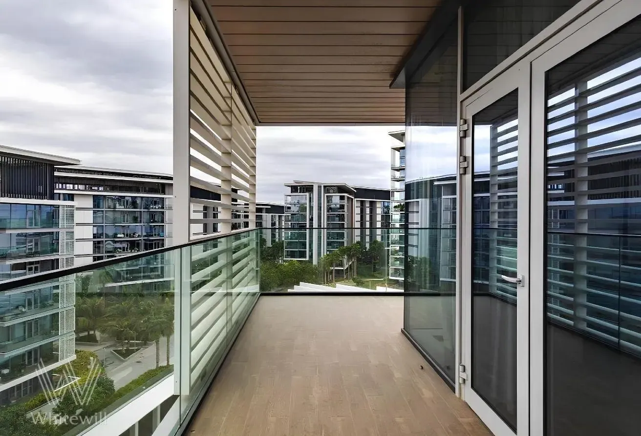 Island Living |Sea and Community Views |Vacant Now