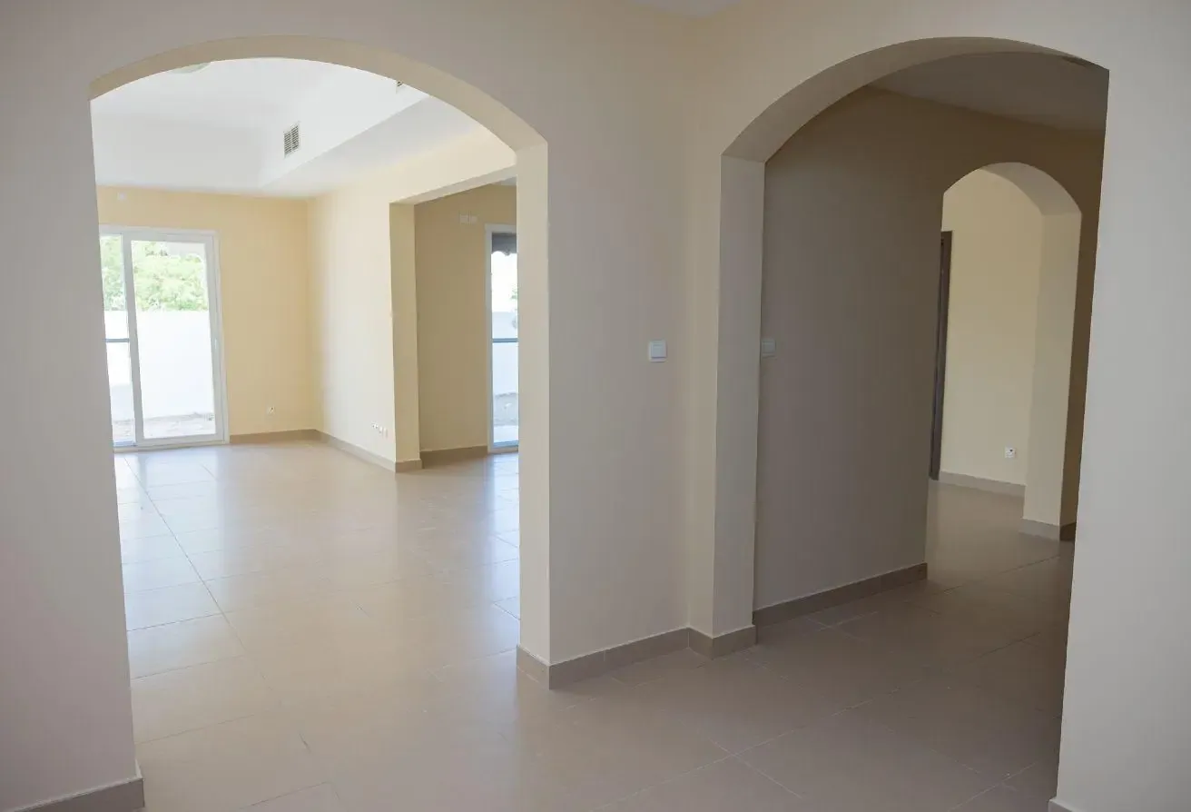 Traditional Style | 5BR Executive Single Row Villa