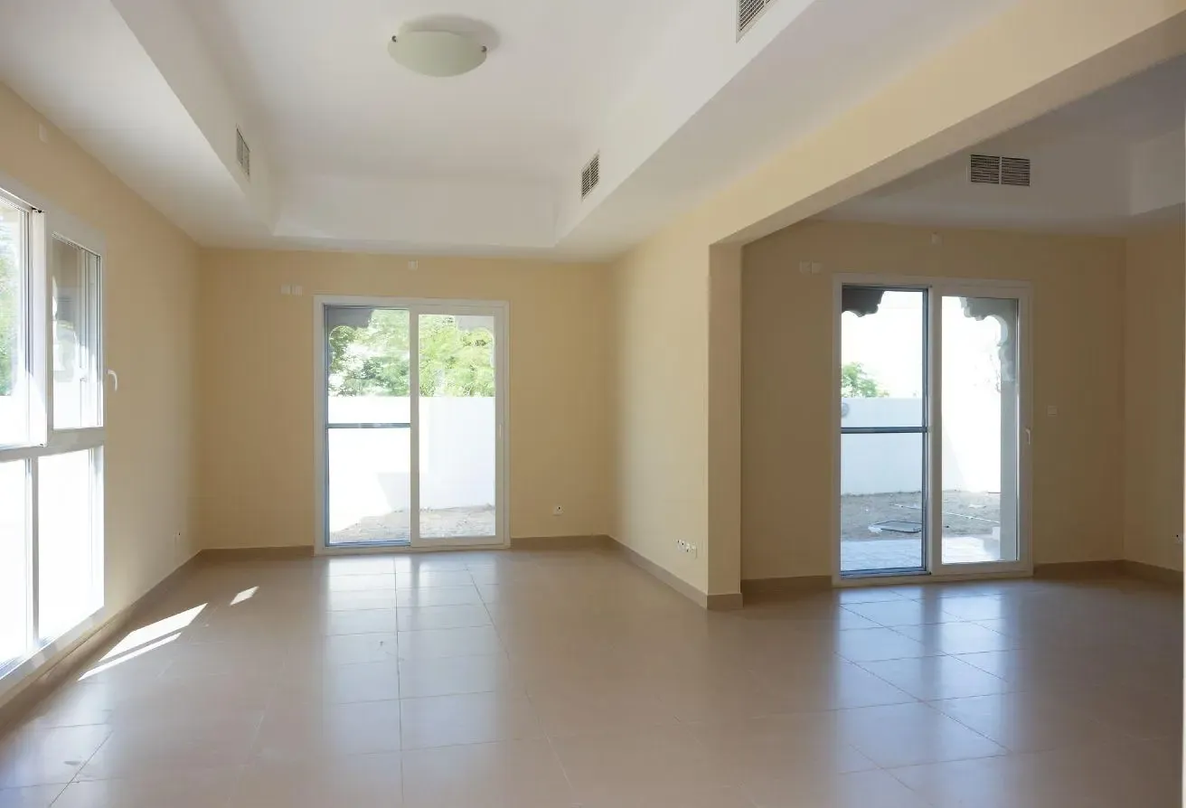 Traditional Style | 5BR Executive Single Row Villa