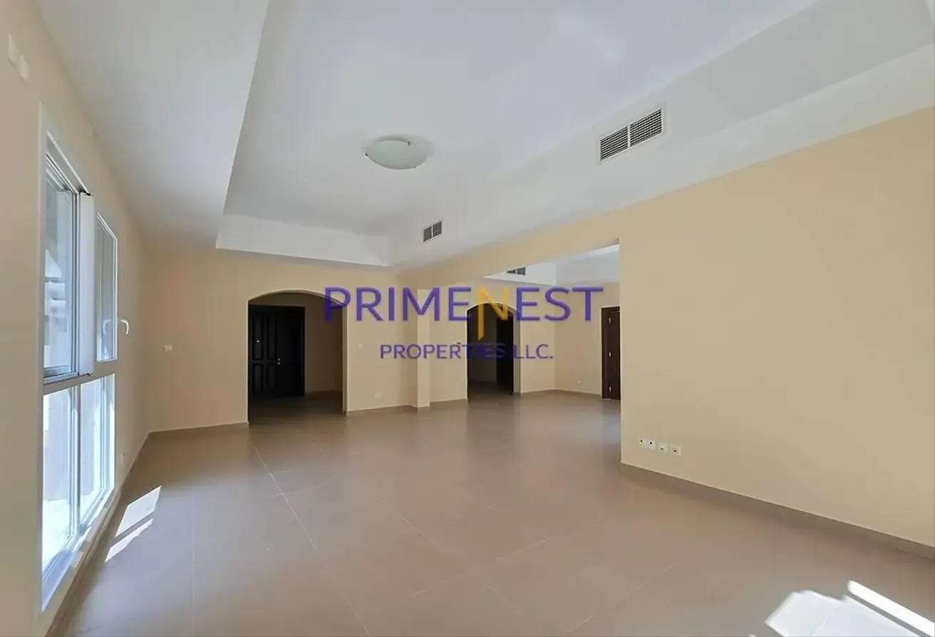 READY TO MOVE | PRIME LOCATION |  FAMILY FREINDLY
