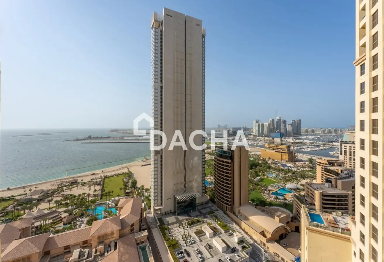 Up to 4 cheques | Sea view | Keys in hand | Bright