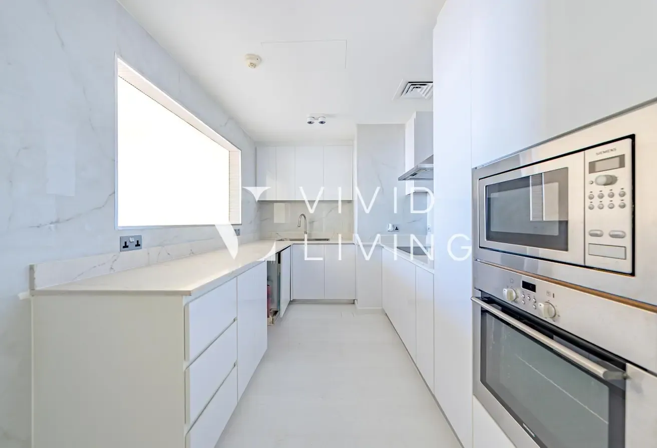 Unfurnished | Sea Views | Fully Upgraded